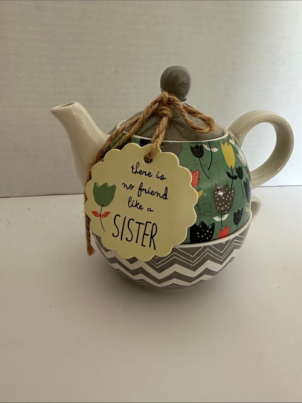 Floral Green and Gray Teapot Set - 'Sister' Gift Tag